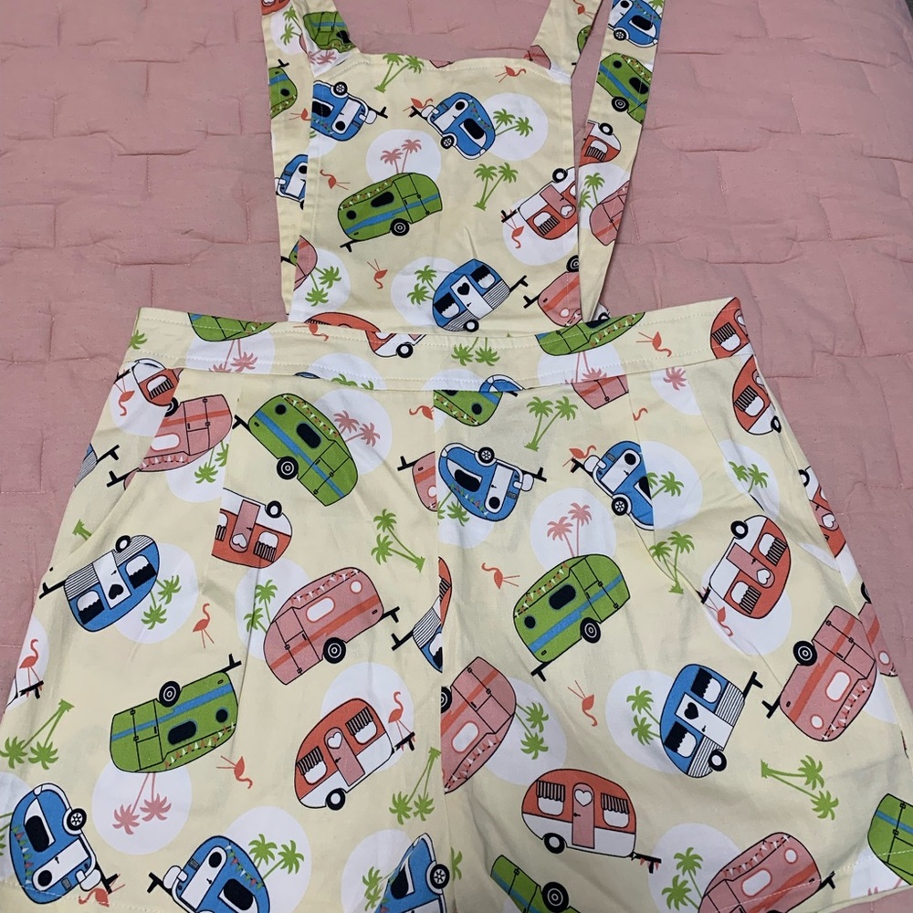 Voodoo Vixen Shortall with campers!! Size large